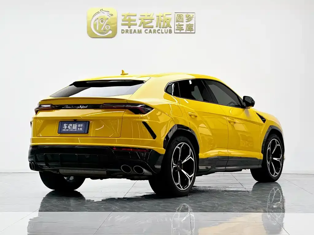 Lamborghini Urus — фото 9