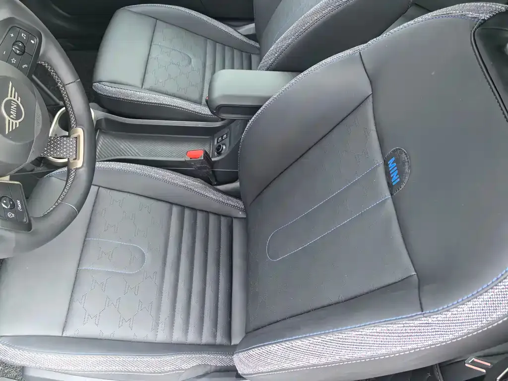 MINI Cooper (3-door) 2025 из CN, фото 7