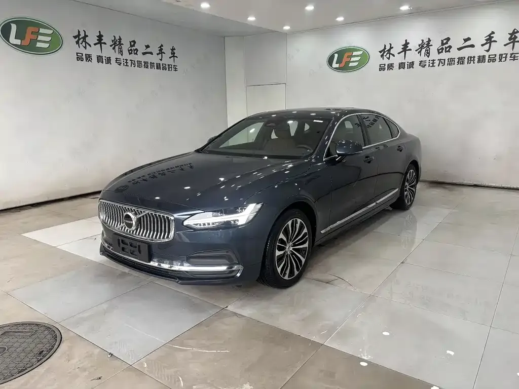 Volvo S90 2025 из CN, фото 1