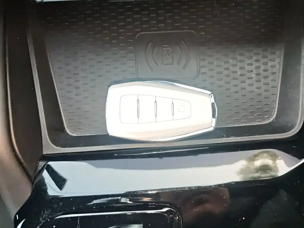 Geely Xingrui 2024 из CN, фото 2