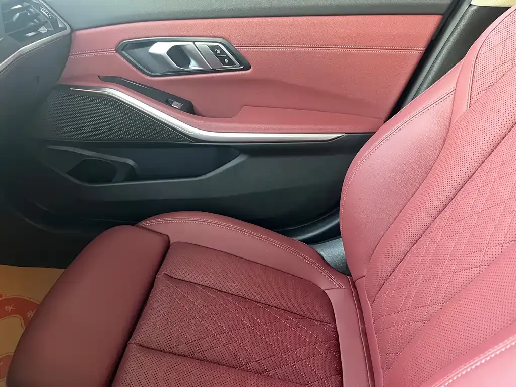 BMW 3 Series 2024 из CN, фото 4