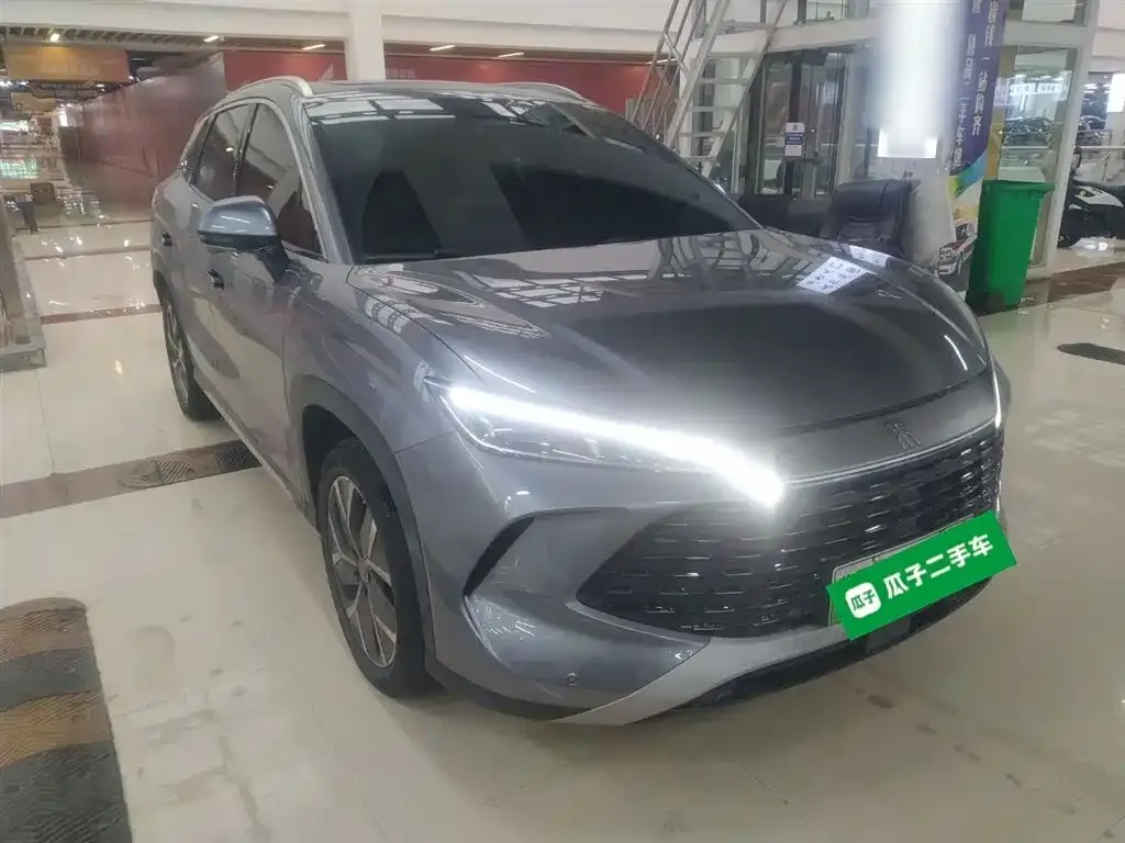 BYD L DM-i — фото 7