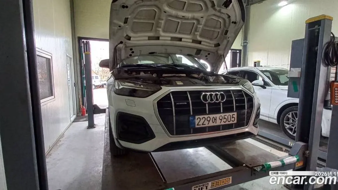 Audi Q5 2022 из KR, фото 3
