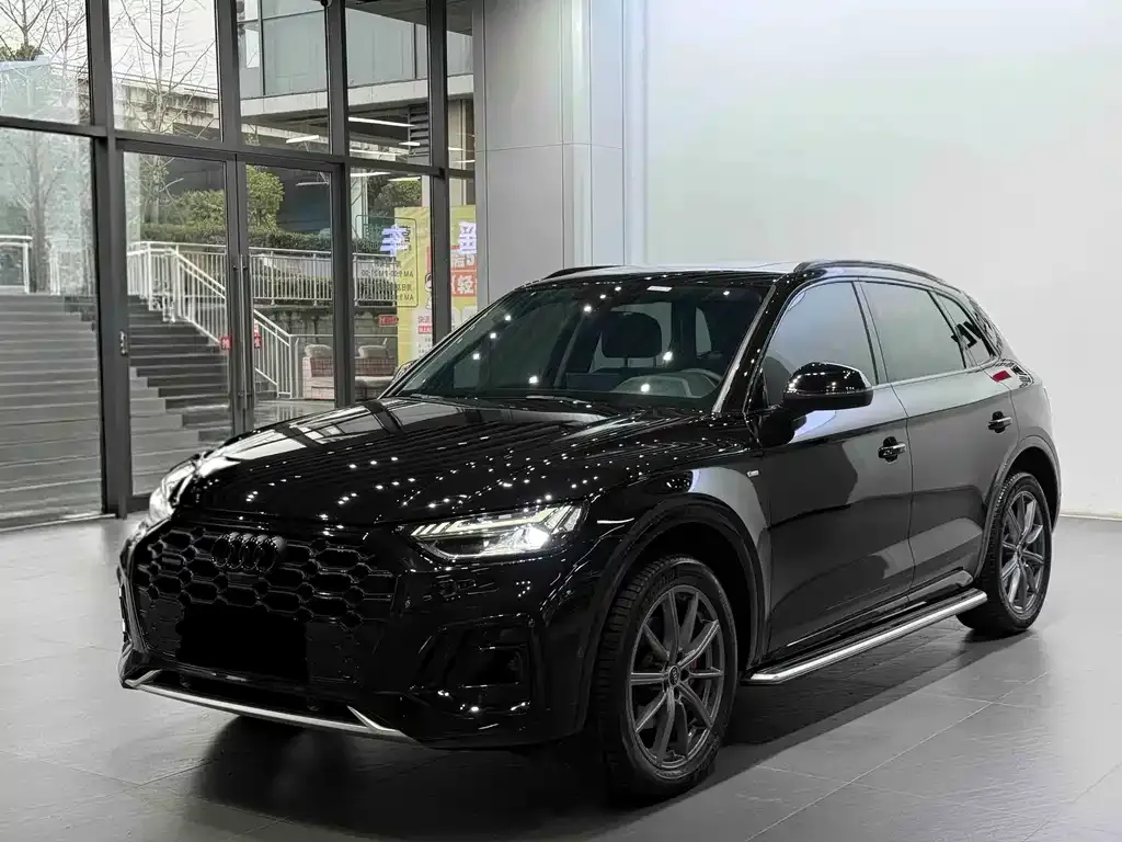 Audi Q5L 2023 из CN, фото 1