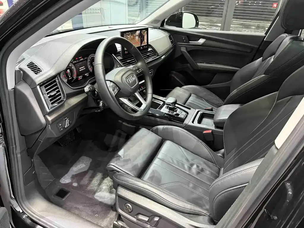 Audi Q5L 2023 из CN, фото 9