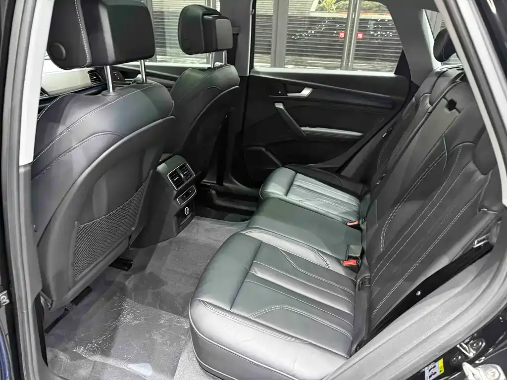 Audi Q5L 2023 из CN, фото 6