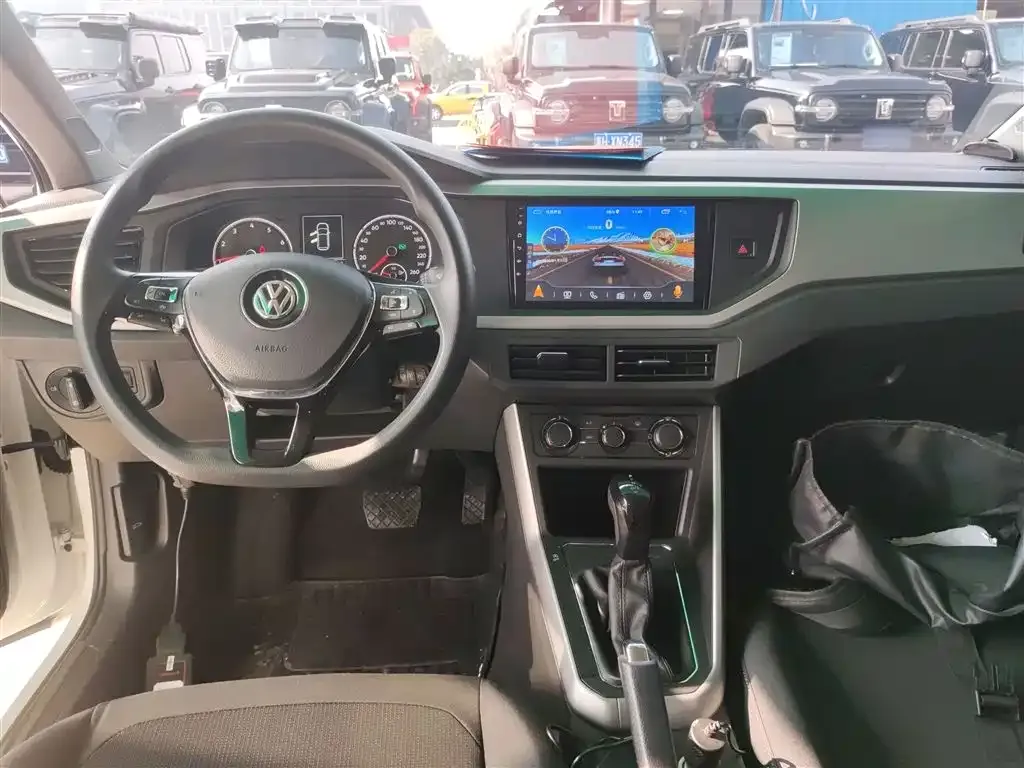 Volkswagen Polo 2021 из CN, фото 4