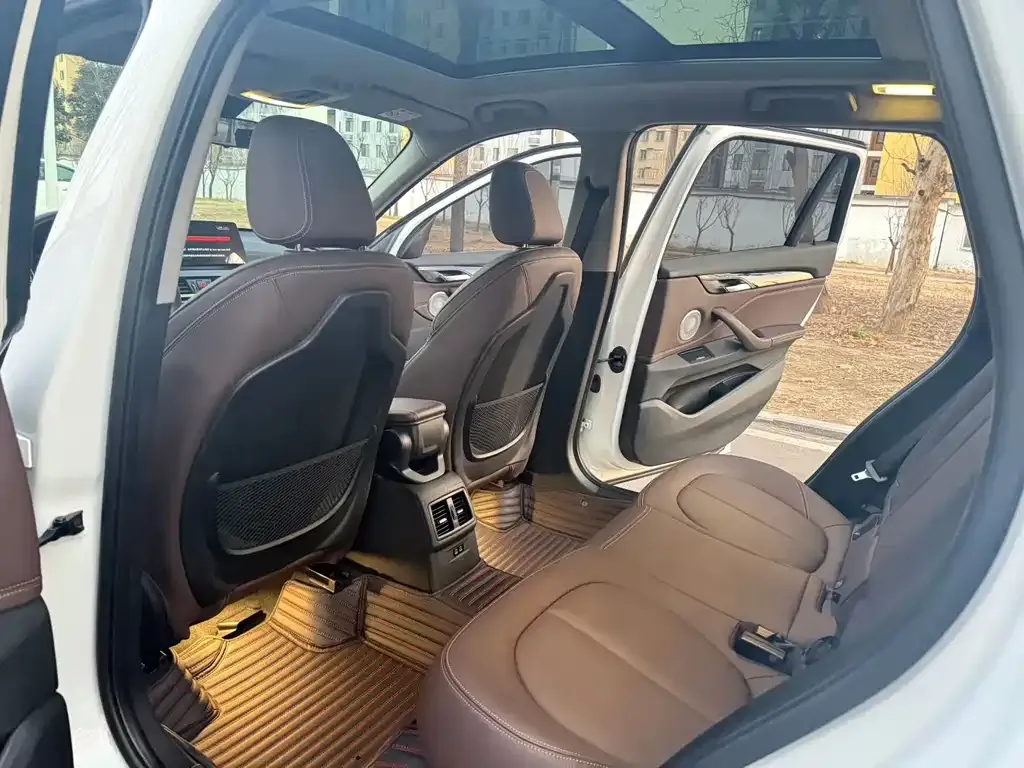 BMW X1 2022 из CN, фото 3
