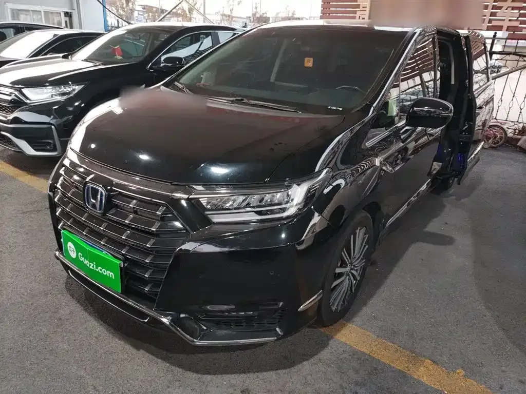 Honda Elysion 2022 из CN, фото 10