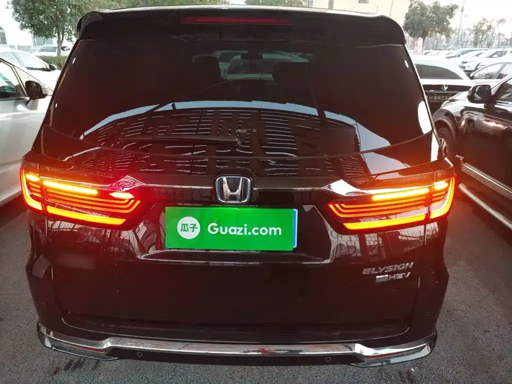 Honda Elysion 2022 из CN, фото 3