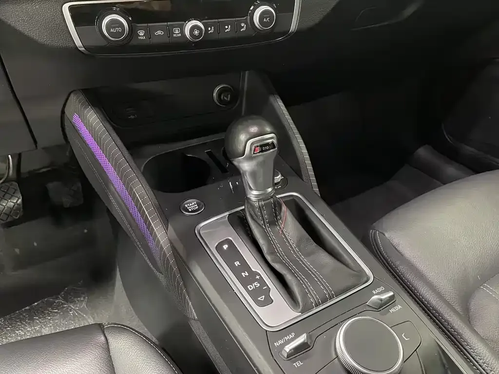 Audi Q2L 2022 из CN, фото 6