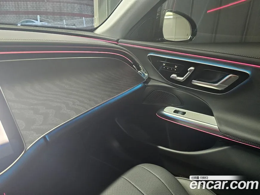 Mercedes-Benz E-Class 2025 из KR, фото 2