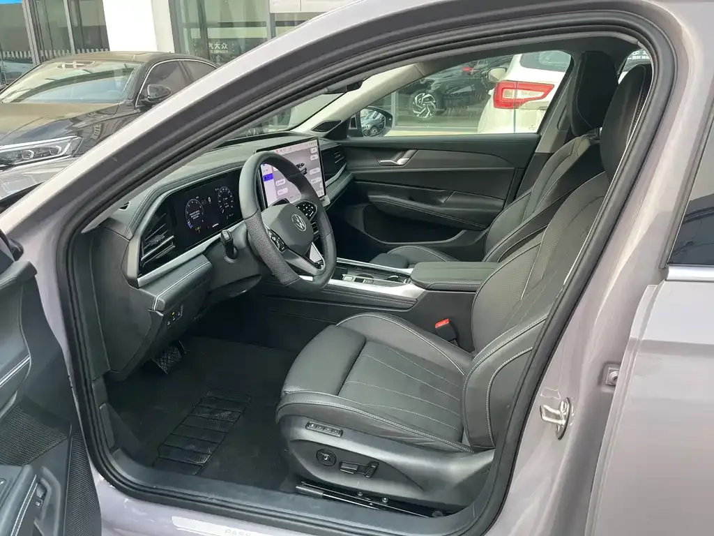Volkswagen Passat — фото 4