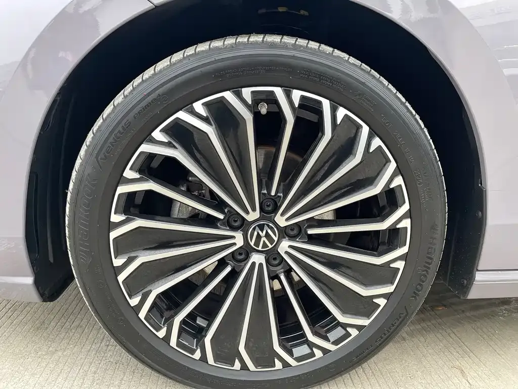 Volkswagen Passat — фото 3