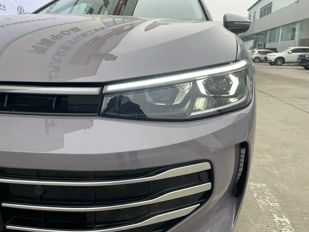 Volkswagen Passat — фото 6