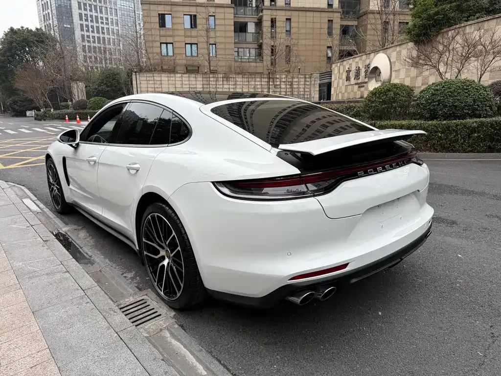 Porsche Panamera — фото 7