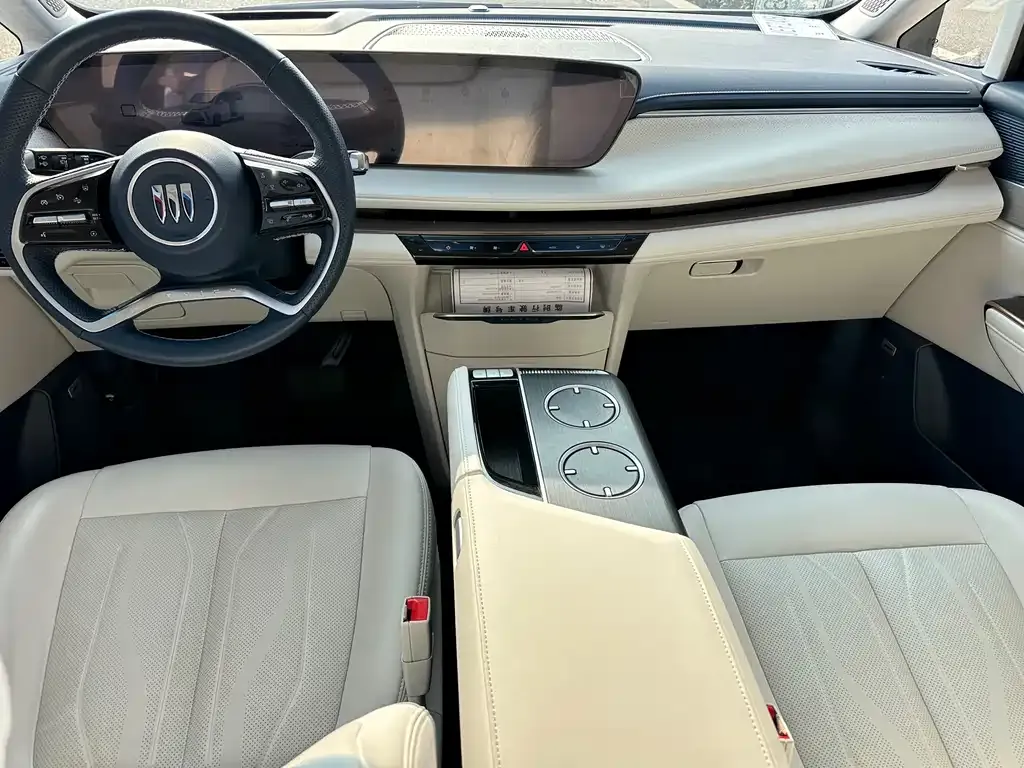 Buick GL8 Hybrid — фото 3