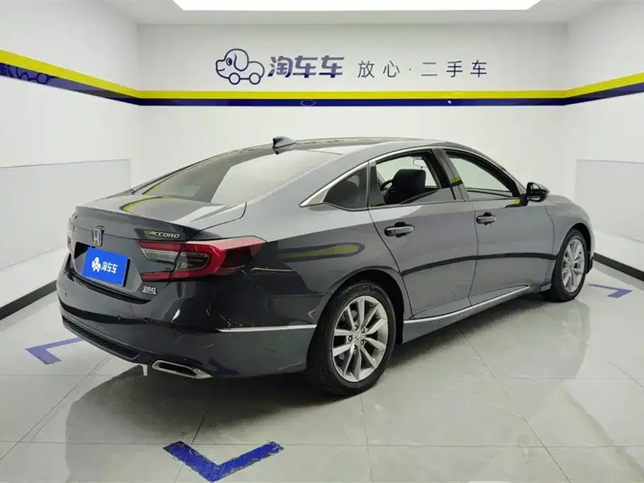 Honda Accord — фото 3