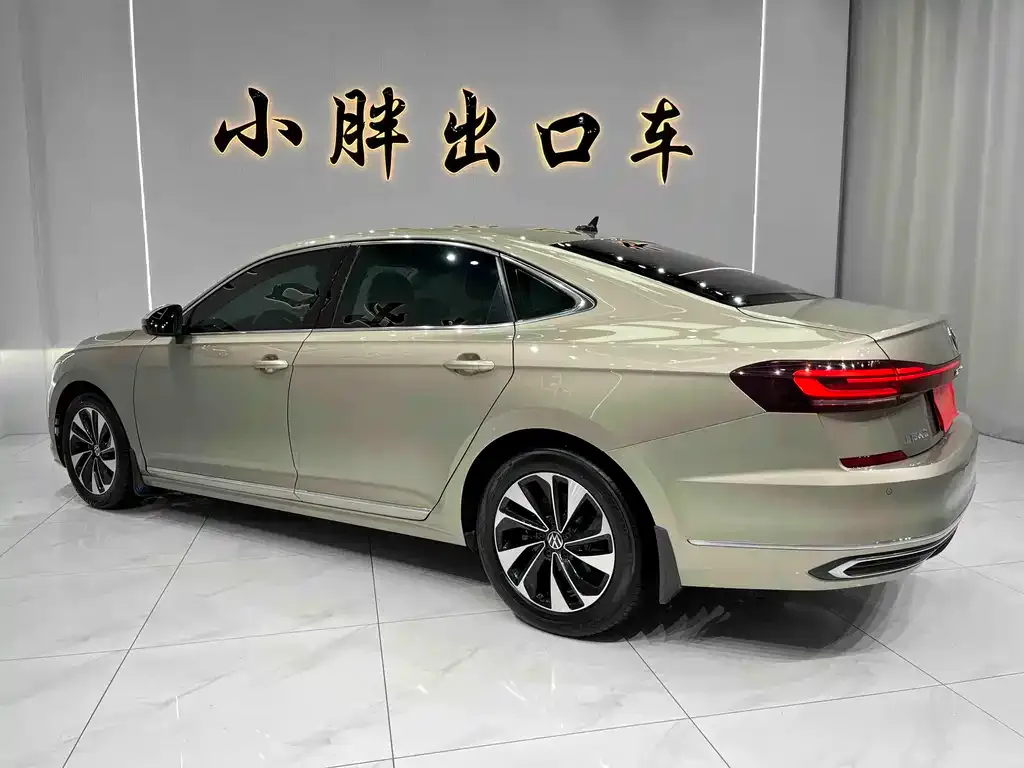 Volkswagen Passat 2022 из CN, фото 7