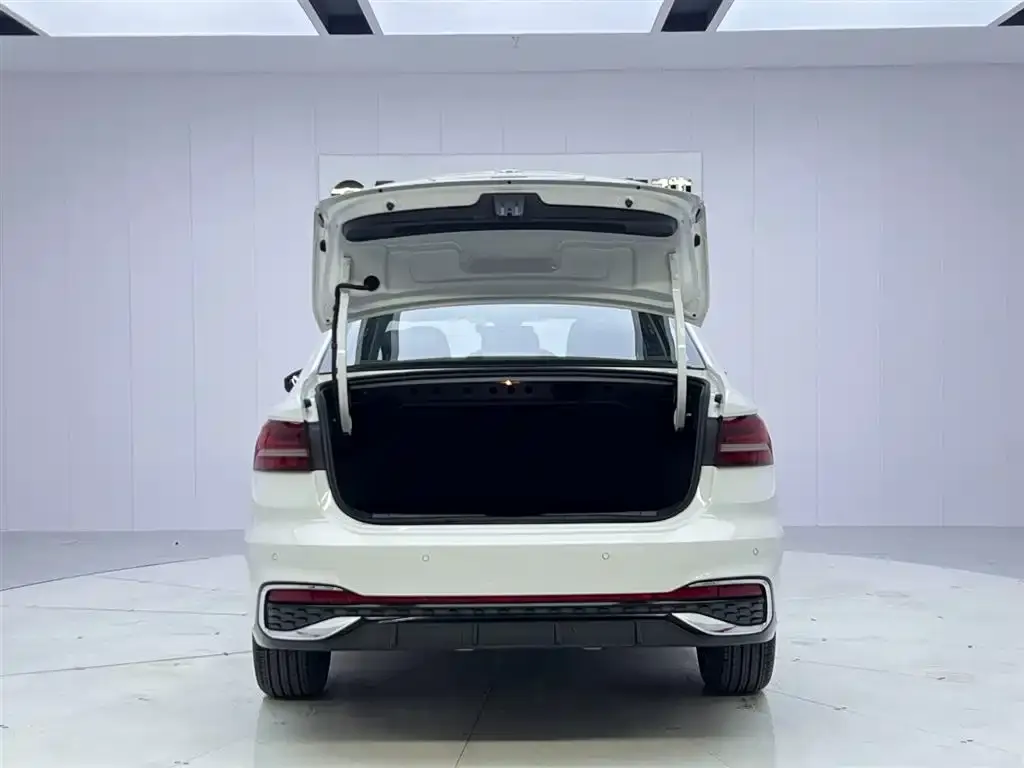Volkswagen Lavida 2024 из CN, фото 9