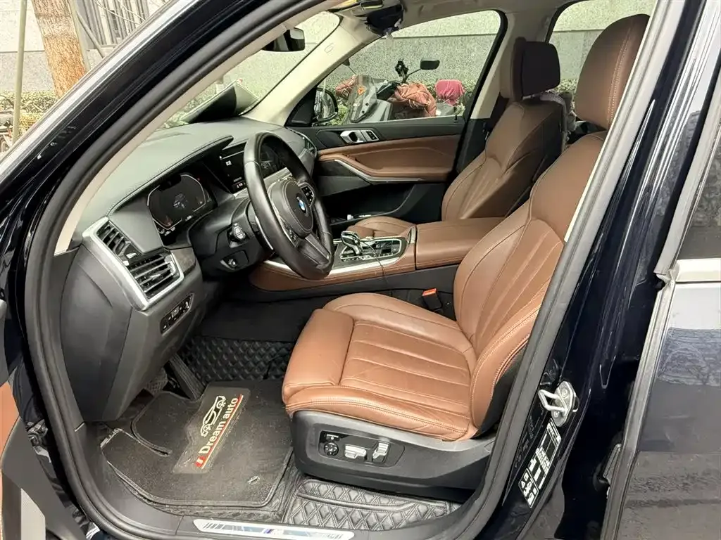 BMW X5 (Import) — фото 5