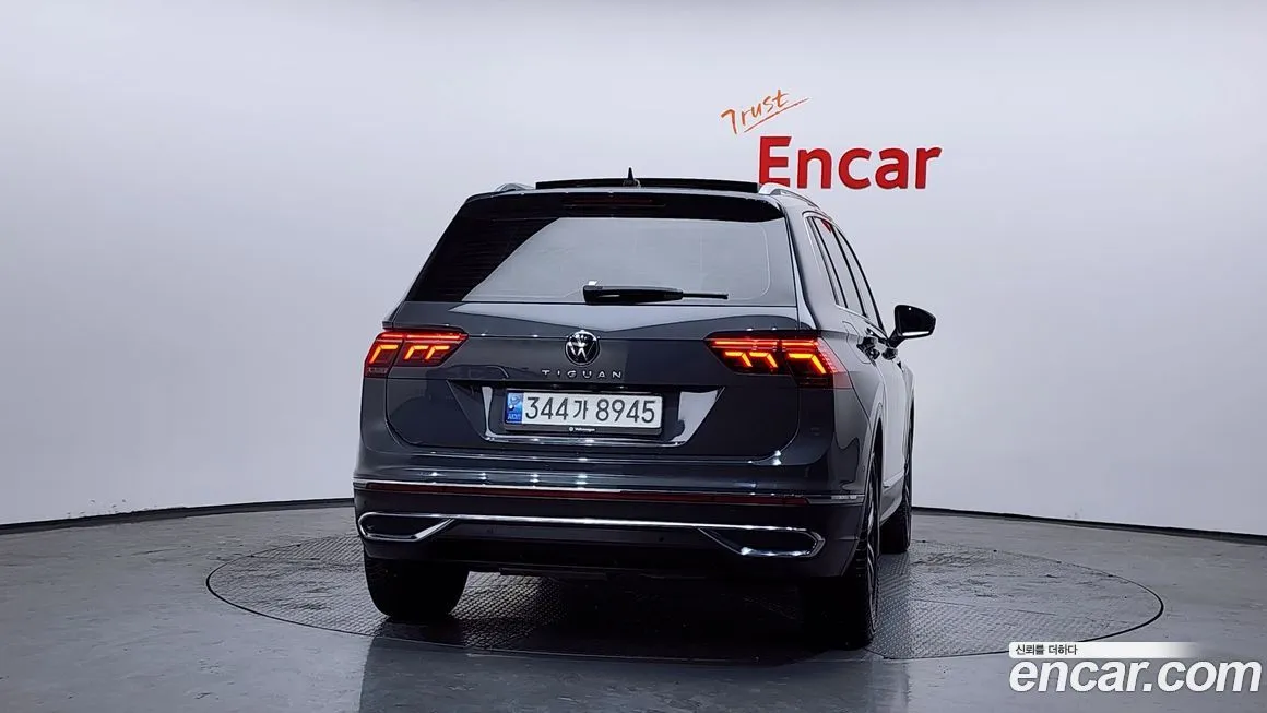 Volkswagen Tiguan — фото 3