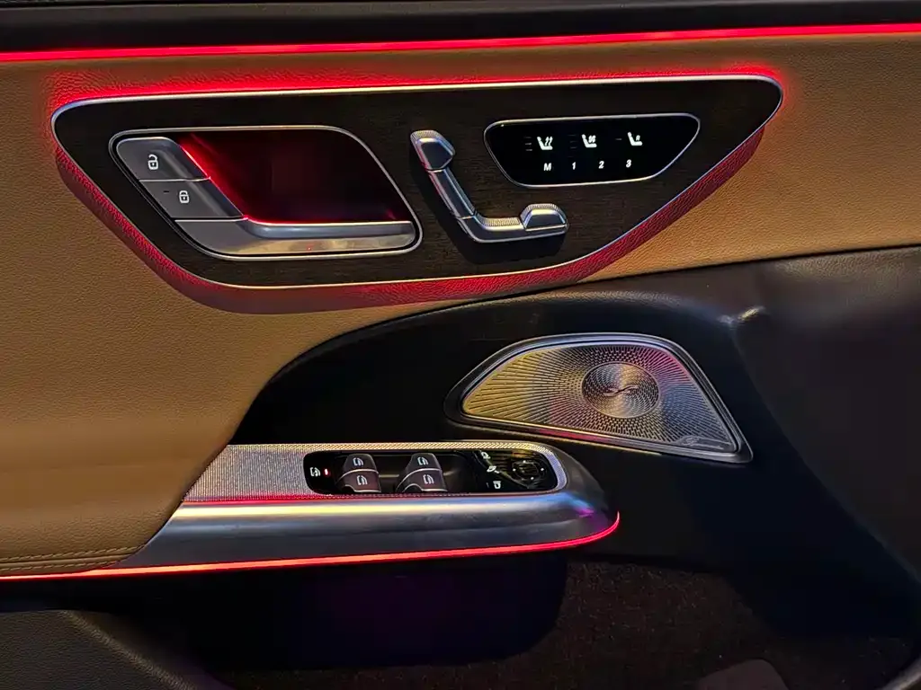 Mercedes-Benz E-Class 2025 из CN, фото 6