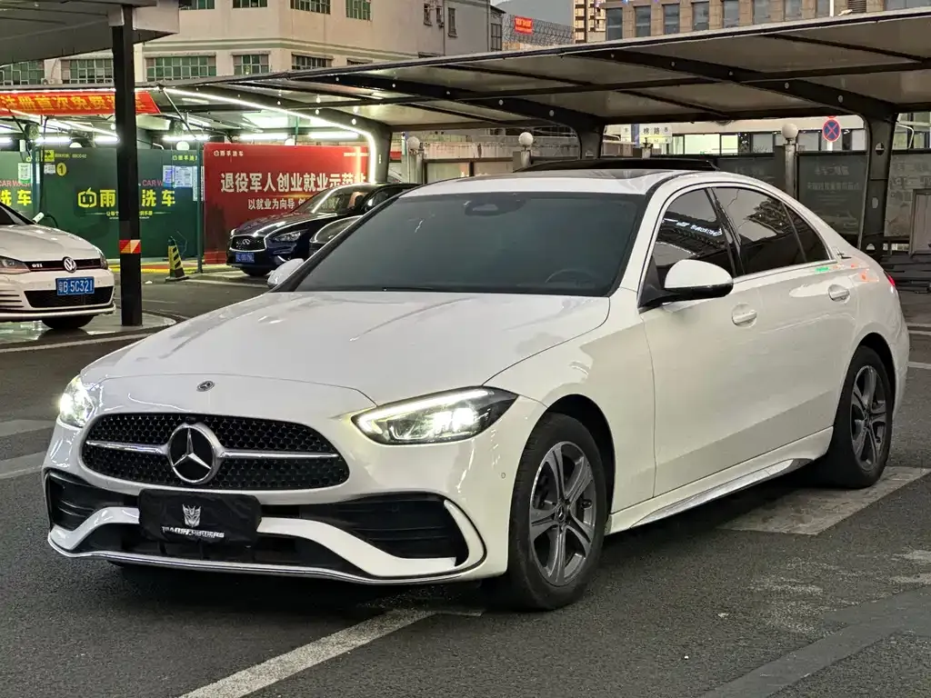 Mercedes-Benz C-Class — фото 1