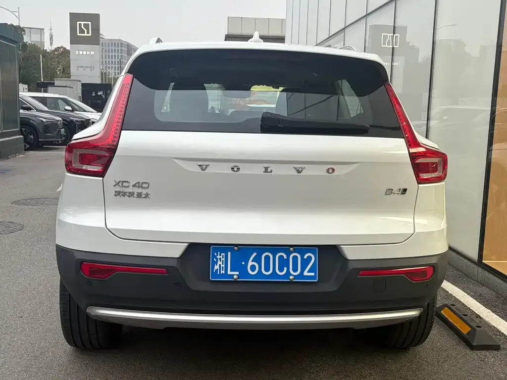 Volvo XC40 2024 из CN, фото 7