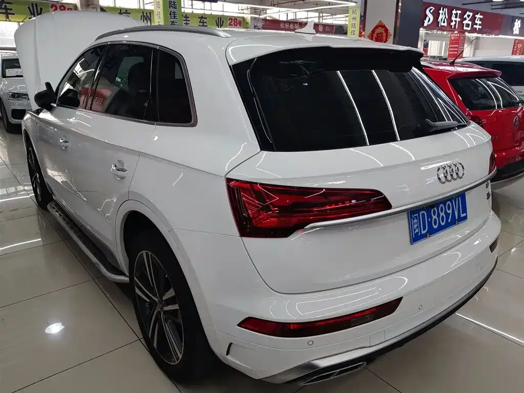 Audi Q5L 2022 из CN, фото 9