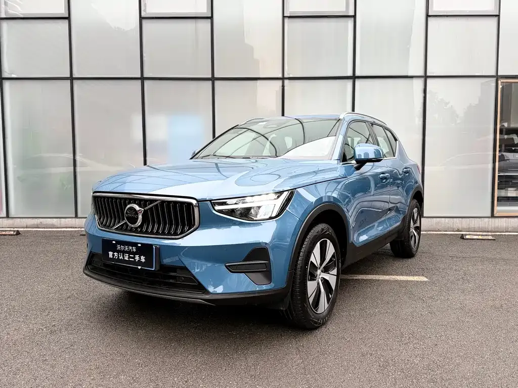 Volvo XC40 2024 из CN, фото 1