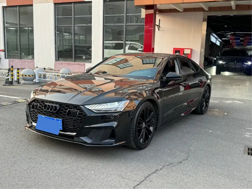 Audi A7 2021 из CN, фото 1