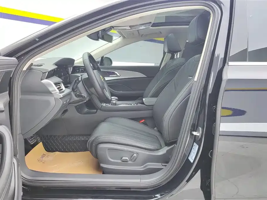 Hongqi H5 2023 из CN, фото 10