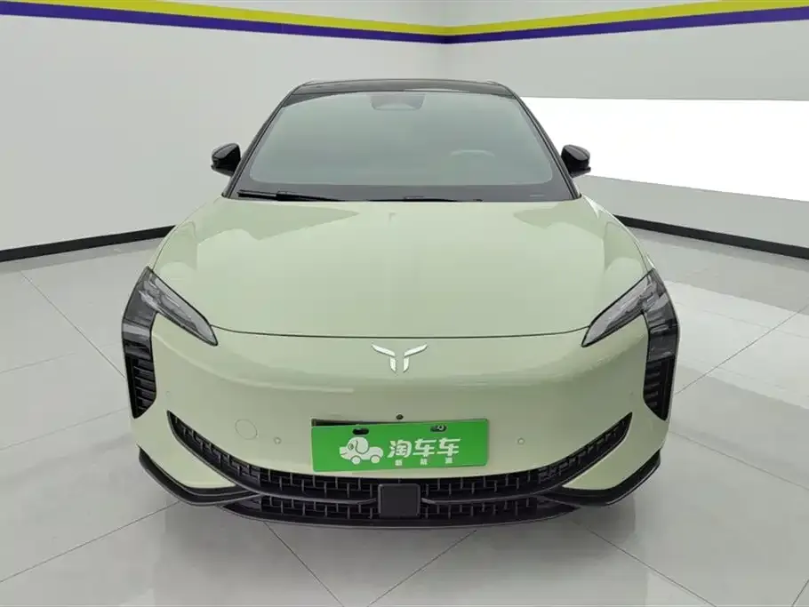 Hongqi EH7 2024 из CN, фото 7