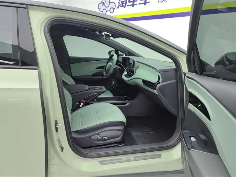 Hongqi EH7 2024 из CN, фото 9