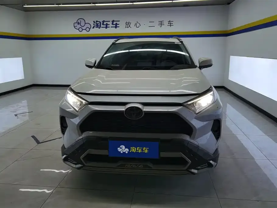 Toyota RAV4 2021 из CN, фото 2
