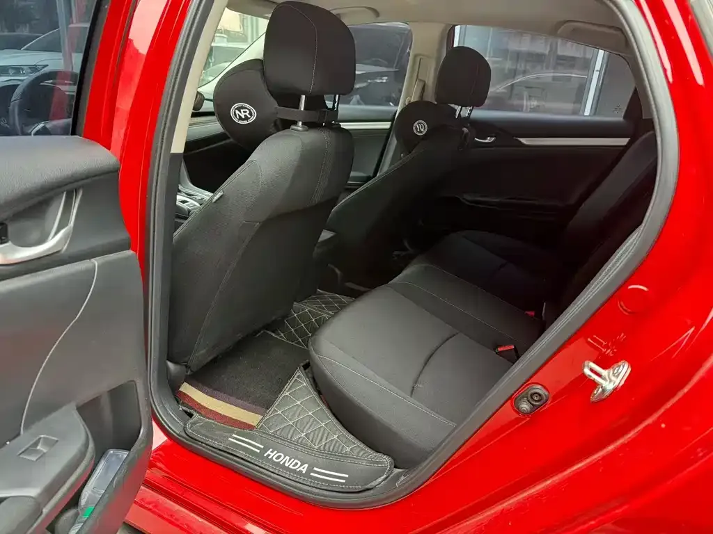 Honda Civic — фото 5