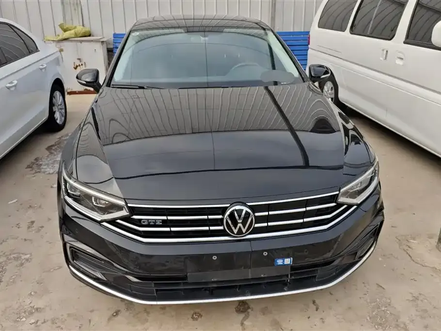 Volkswagen Magotan GTE PHEV 2022 из CN, фото 3