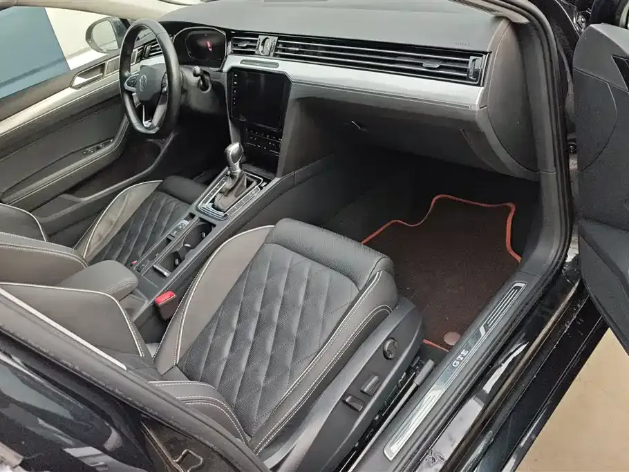 Volkswagen Magotan GTE PHEV 2022 из CN, фото 8