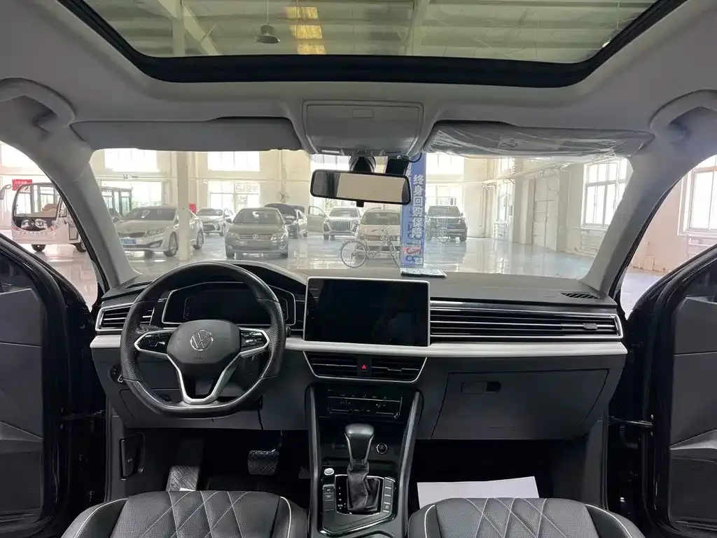Volkswagen Tiguan L 2023 из CN, фото 5