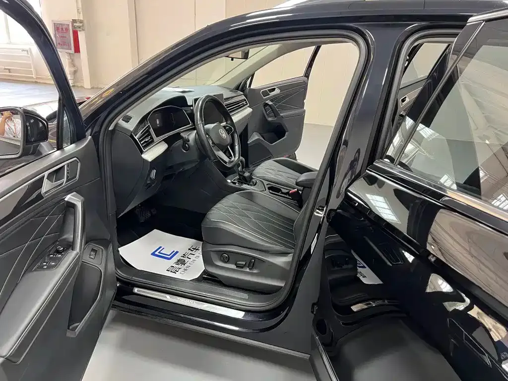 Volkswagen Tiguan L 2023 из CN, фото 9
