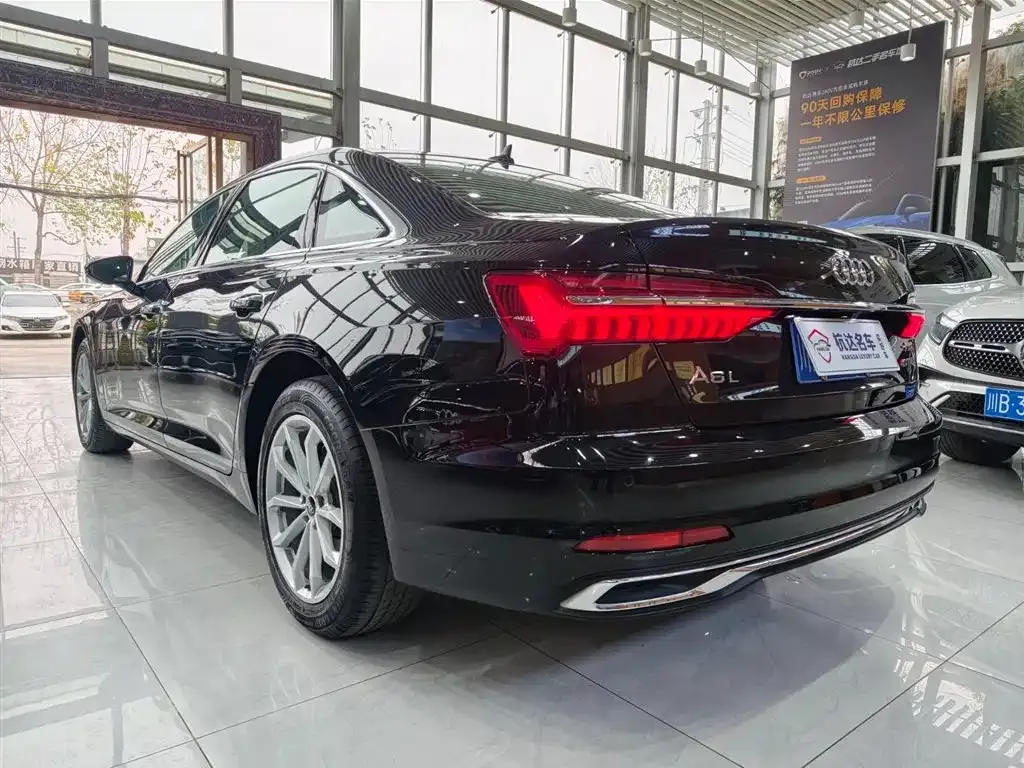 Audi A6L 2023 из CN, фото 6