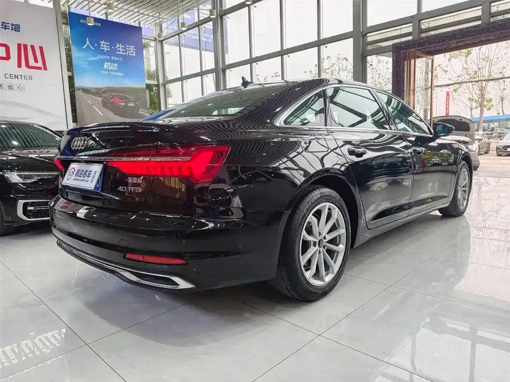 Audi A6L 2023 из CN, фото 7
