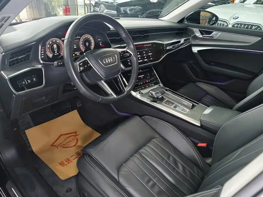Audi A6L 2023 из CN, фото 2