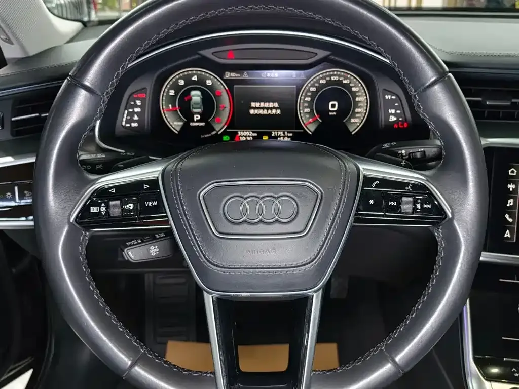 Audi A6L 2023 из CN, фото 9