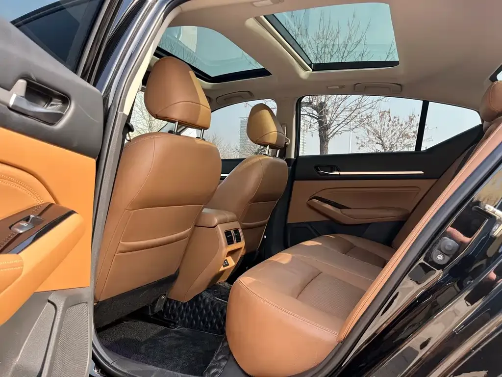 Nissan Teana 2023 из CN, фото 8