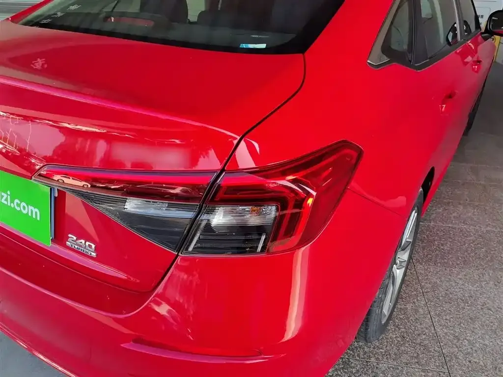 Honda Civic 2022 из CN, фото 2