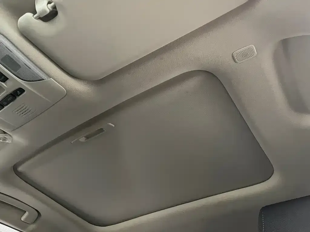 Toyota Corolla — фото 3
