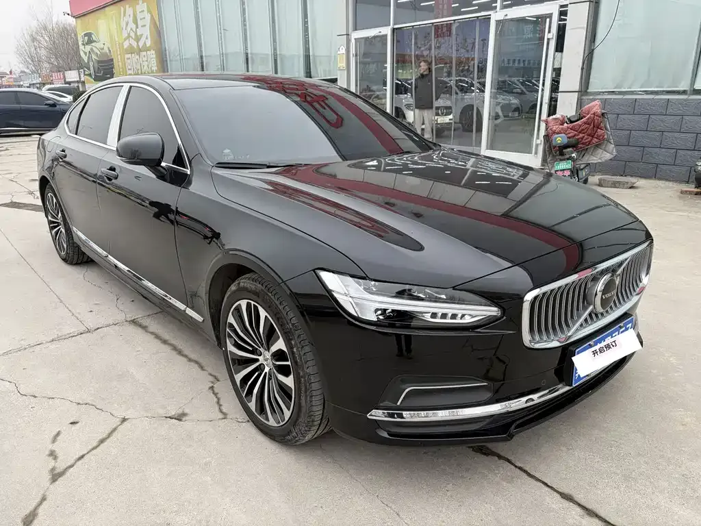 Volvo S90 — фото 8