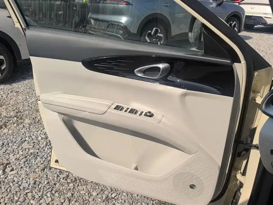 Geely Starburst — фото 2